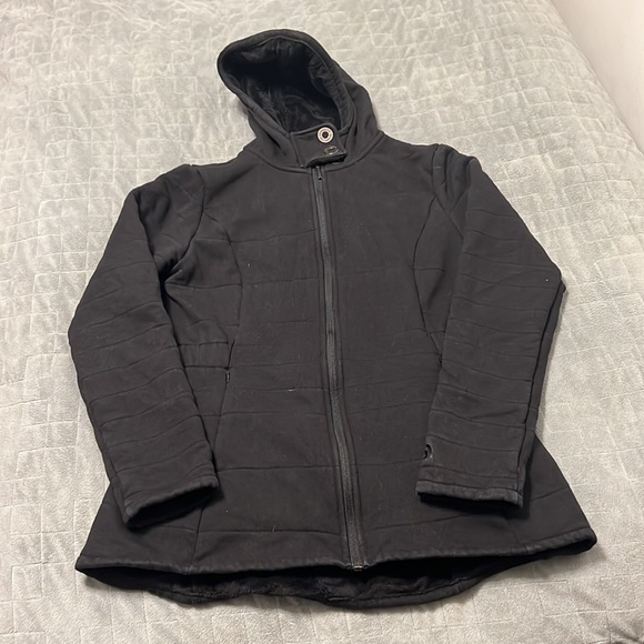 The North Face Jackets & Blazers - The North Face Quilted Jacket, Black, Faux Fur Lining, Hood, Fitted, Size M